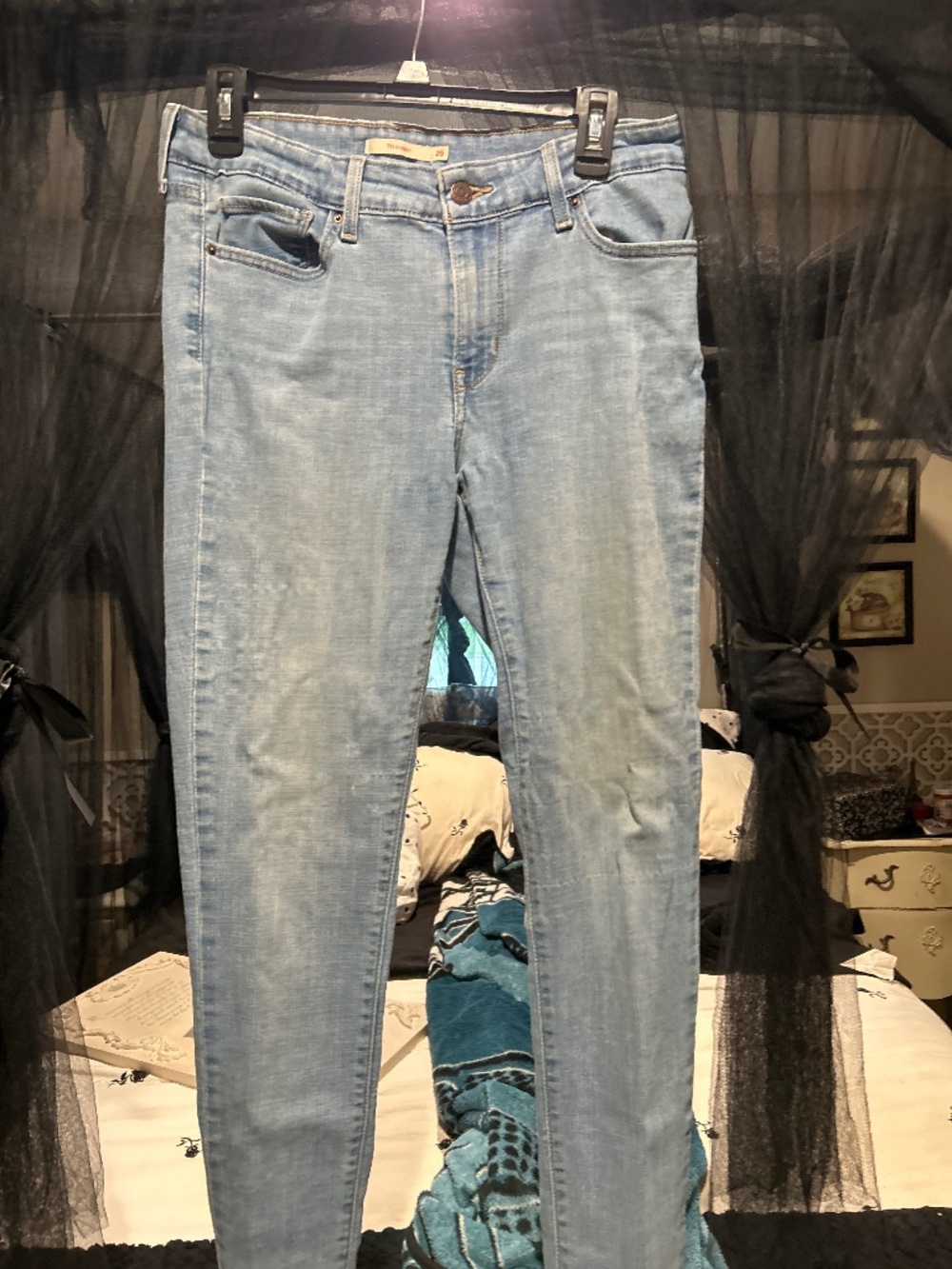 Women’s Levis